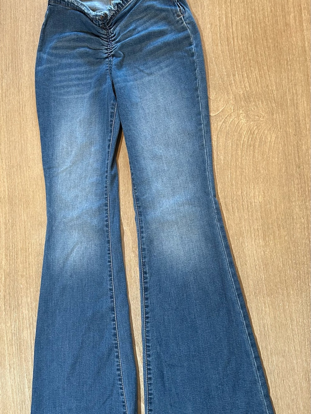 Wild Fable Ruched Scrunch Front V-Neck Flare Denim Jeans Women's Size 2
